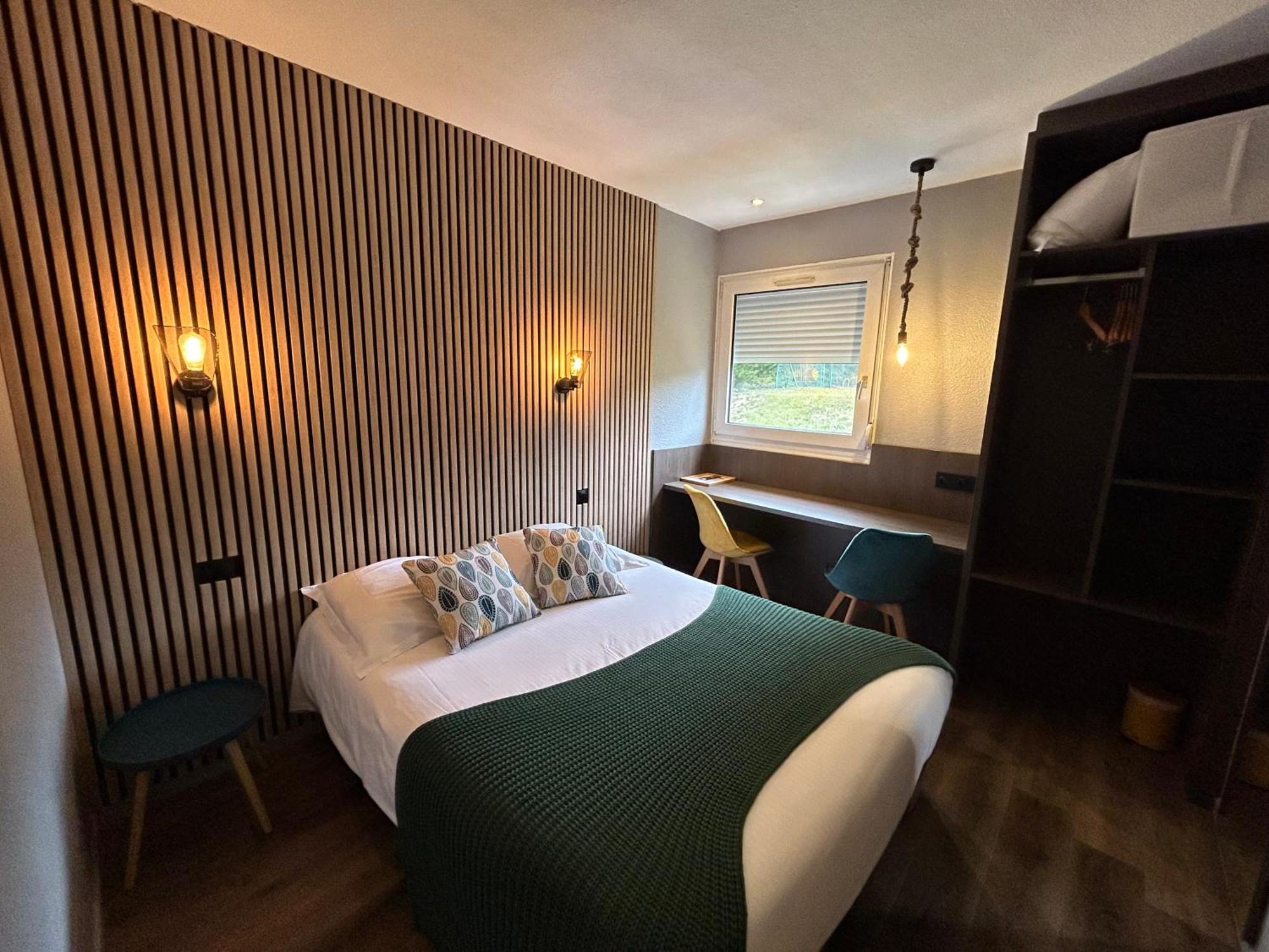 Les Orchidees , Hotel & Restaurant Верден-сюр-Мез Екстер'єр фото