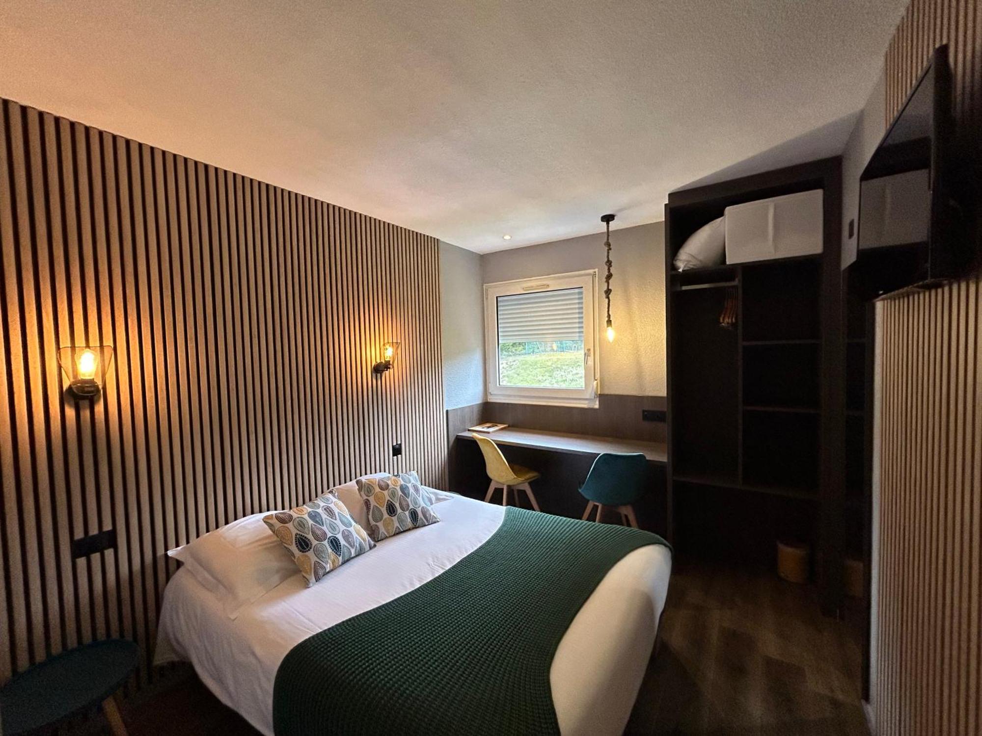 Les Orchidees , Hotel & Restaurant Верден-сюр-Мез Екстер'єр фото